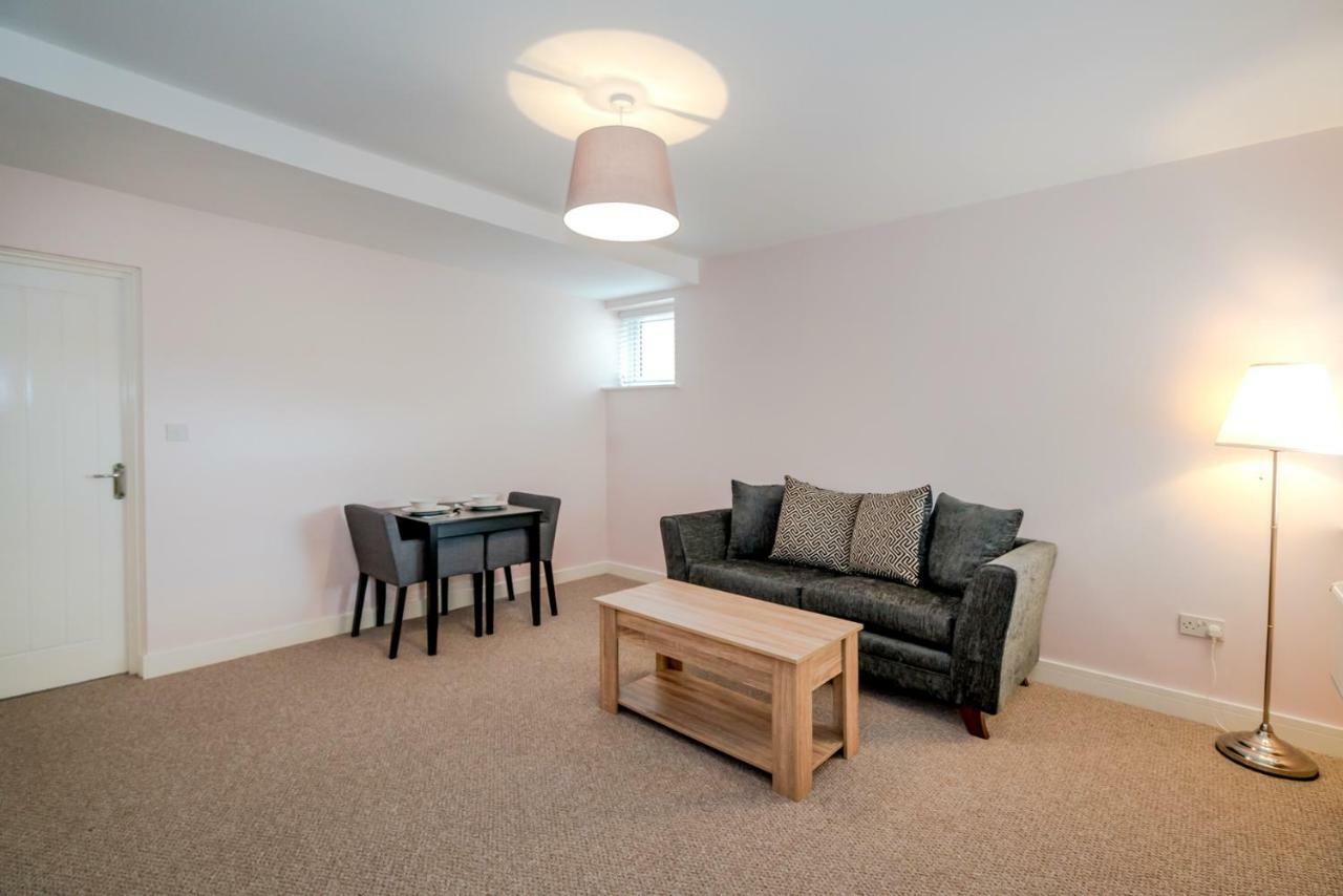 Cannock Hotel Apartments Exterior foto